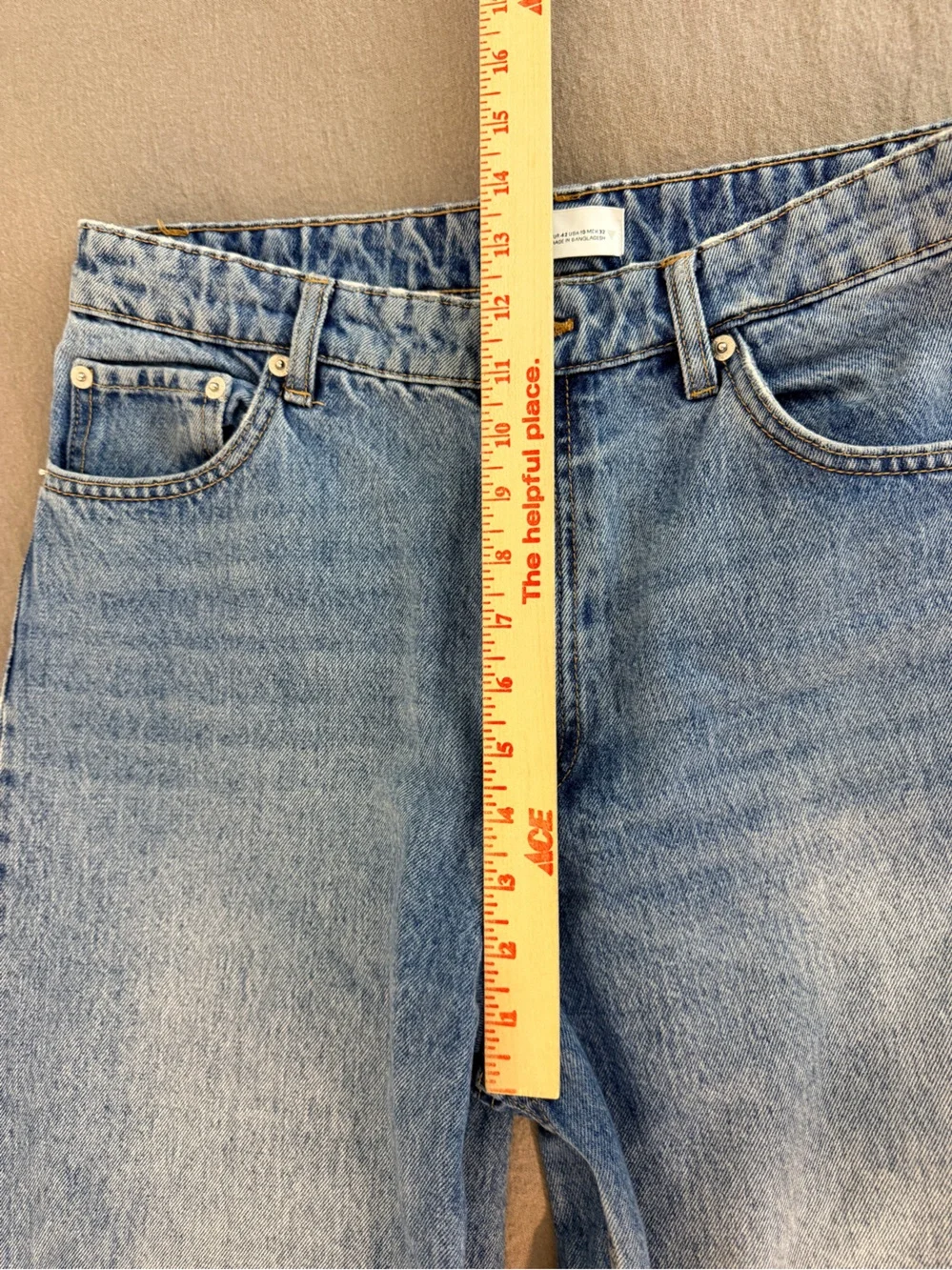 Zara wide leg crop medium light wash jeans 10